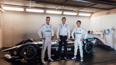 Formula E 2021, Mercedes presenta la Silver Arrow 02 con Stoffel Vandoorne, Ian James e Nyck De Vries
