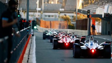 Formula E 2022, Test Valencia: auto in pitlane