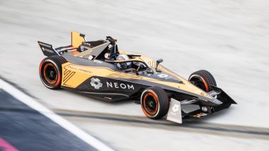 Formula E 2024: la McLaren in pista
