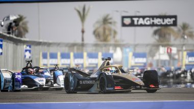 Formula E ePrix Marrakech 2020: le prime fasi di gara con Da Costa (DS Techeetah) davanti a Gunther (BMW)