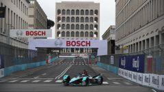 Formula E ePrix Roma-1 2022: Mitch Evans porta Jaguar in trionfo