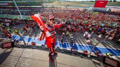 Francesco Bagnaia vice la Race of Champions Ducati 2024. Battuti Iannone e Marquez