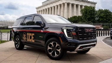 Gli agenti ICE si sentono in imbarazzo (Credit: CarScoops)