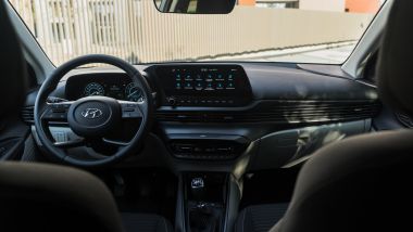 Gli interni della Hyundai i20 1.0 T-GDi mild hybrid