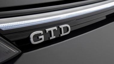 Golf GTD 2020: il logo sulla calandra