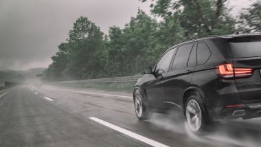 Cambio gomme auto durante il lockdown, sì può: ecco cosa dice la Legge