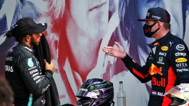 GP 70° Anniversario, Silverstone: Max Verstappen (Red Bull), Lewis Hamilton (Mercedes)