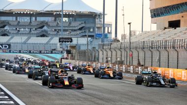 GP Abu Dhabi 2020, la partenza della gara di Yas Marina