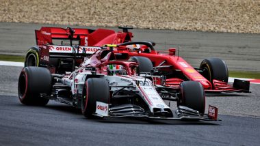 GP Eifel 2020, Nurburgring: Antonio Giovinazzi (Alfa Romeo) e Sebastian Vettel (Ferrari)