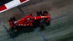 GP Singapore, FP3: Vettel c'è! Prima lo spavento, poi il record