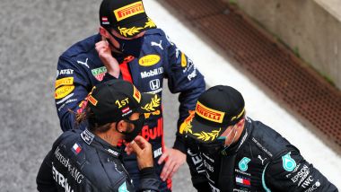GP Stiria 2020, Spielberg: Lewis Hamilton, Valtteri Bottas (Mercedes) e Max Verstappen (Red Bull)