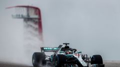 F1 2018, GP USA, FP1: Hamilton domina le libere bagnate di Austin, Vettel a 2"