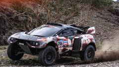 Dakar Auto, tappa 3: spunta la sorpresa Chicherit. Giornata nera per Loeb e Sainz