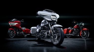 Harley-Davidson 2025: in testa la Street Glide, a sinistra Road Glide e a destra la Road King Special