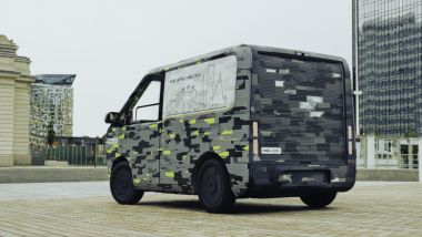 Helixx Cargo: il prototipo del furgone realizzato con cinque pannelli plastici