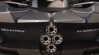 Hennessey Blackbird: i quattro tubi di scarico che danno voce al V8 aspirato di 6,2 litri