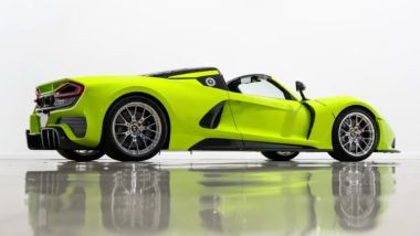 Hennessey Venom F5 Roadster: uno dei trenta esemplari all'asta per oltre 2 milioni di dollari