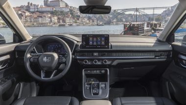 Honda CR-V e:HEV: interni