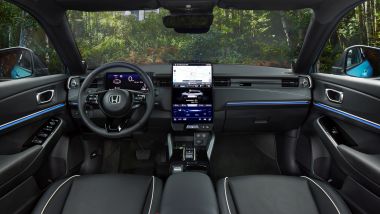 Honda e:Ny1, la versione elettrica di HR-V: l'abitacolo con lo schermo verticale da 15,1''