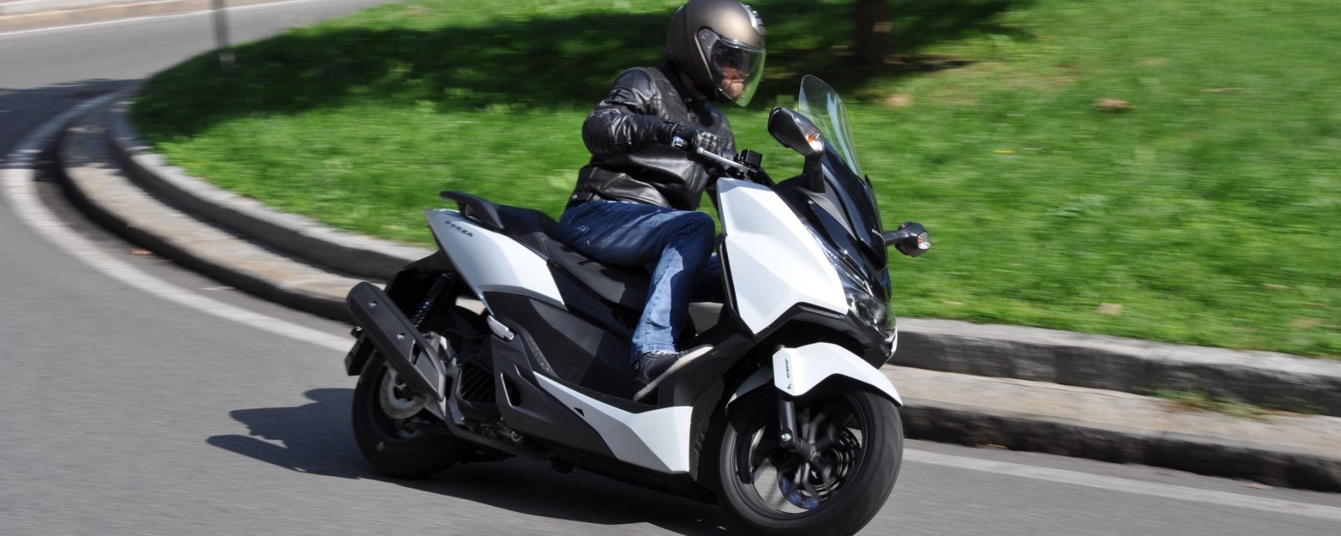 Test Ride Honda Forza 125 Abs Motorbox