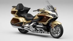 Honda GL1800 Gold Wing e Tour DCT 2025: novità, colori, versioni