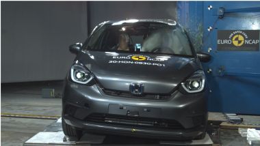 Honda Jazz Hybrid 2021: anche grazie all'airbag centrale le stelle EuroNcap sono 5