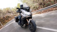 Honda NT1100 2025, la prova su strada: pregi e difetti