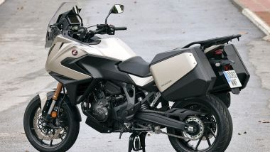 Honda NT1100 2025 - Tre quarti posteriore