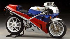 Honda RC30: pezzi di ricambio originali e restauro
