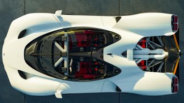 Hypercar NILU: dall'alto si intravvede il motore V12 da oltre 1.000 CV e niente elettroni