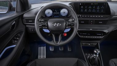Hyundai i20 N, colpo d'occhio sulla strumentazione
