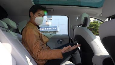 Hyundai Ioniq 5: i sedili posteriori - dal video di Asian Petrolhead