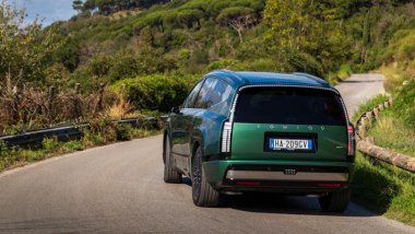 Hyundai Ioniq 9: il SUV elettrico pluripremiato per design, comfort e tecnologia