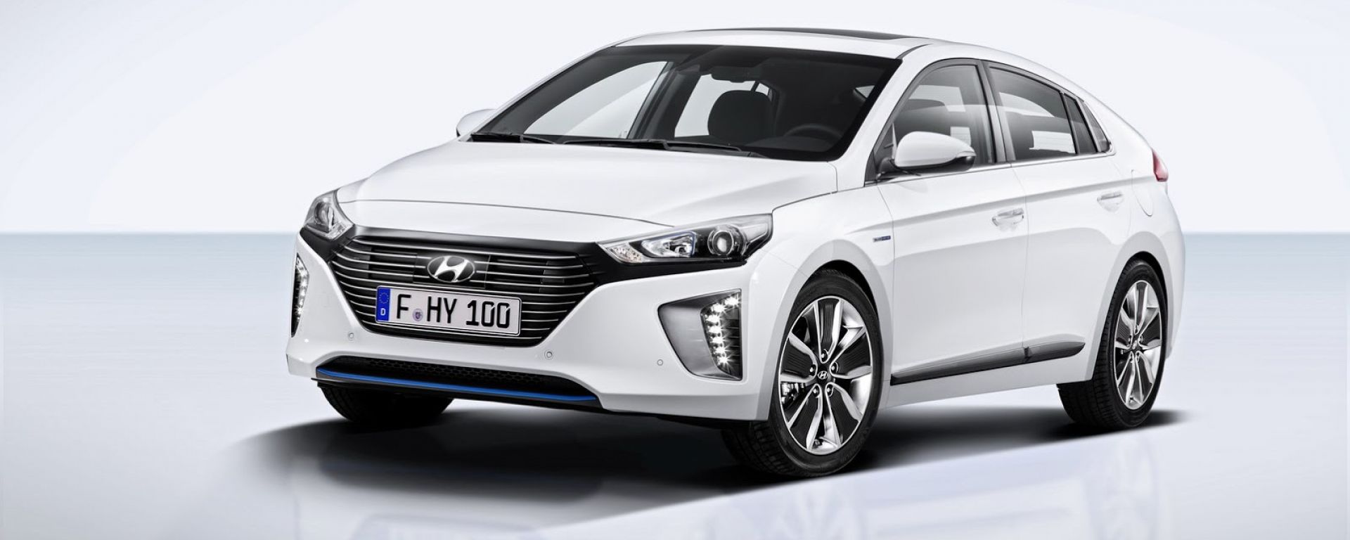 Novità Auto - Hyundai Ioniq: Foto Ufficiali E Primi Dati Tecnici - MotorBox