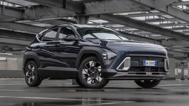 Hyundai Kona full hybrid, 3/4 anteriore