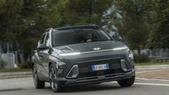Nuova Hyundai Kona Hybrid 2023: prova, consumi, prezzi, opinioni