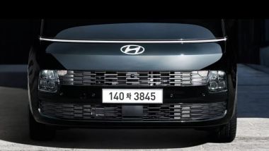Hyundai Staria 2026: cambia il look con un frontale più moderno e nuovi punti luce