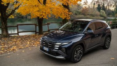 Hyundai Tucson PHEV 2026: il C-SUV coreano aggiorna il powertrain che arriva a 288 CV
