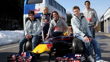 I tanti volti del Red Bull Junior Team nel 2010: Sainz, Hartley, Vergne, Kvyat e Ricciardo