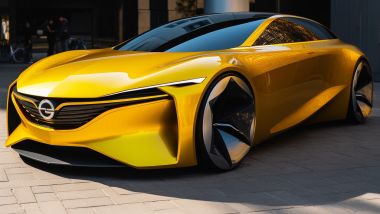 Il concept Opel Experimental elaborato dall'Intelligenza Artificiale