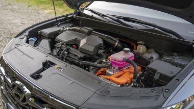 Il motore di Hyundai Tucson full-hybrid