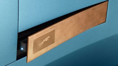 Il nuovo logo Jaguar: divisivo