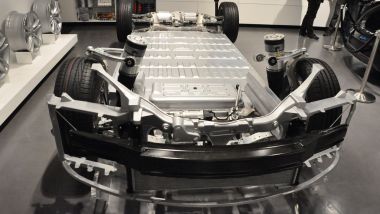 Il pacco batterie di Tesla Model S. Un pacco... prezioso