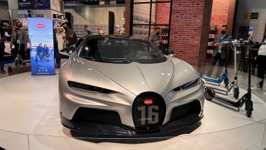 Il primo monopattino elettrico di Bugatti presentato al CES di Las Vegas