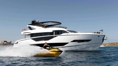Il Sunseeker 90 di Lewis Hamilton - Foto di Geoff Moore West Nautical