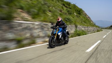 In sella alla Suzuki GSX-S1000 EVO 2025