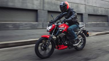 Intervista TVS Motor Italia: la Raider 125, una naked per patente A1