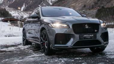 Jaguar f Pace РІ РїР»РµРЅРєРµ