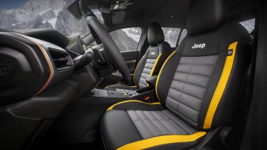 Jeep Avenger 4xe The North Face Edition: gli interni con finiture speciali