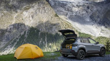 Jeep Avenger 4xe The North Face Edition: il B-SUV con la linea di accessori esclusiva